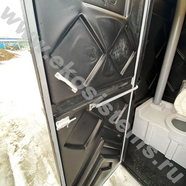 картинка Мобильная туалетная кабина Эконом, пластиковая, черная, бак 250л,  от магазина Одежда+